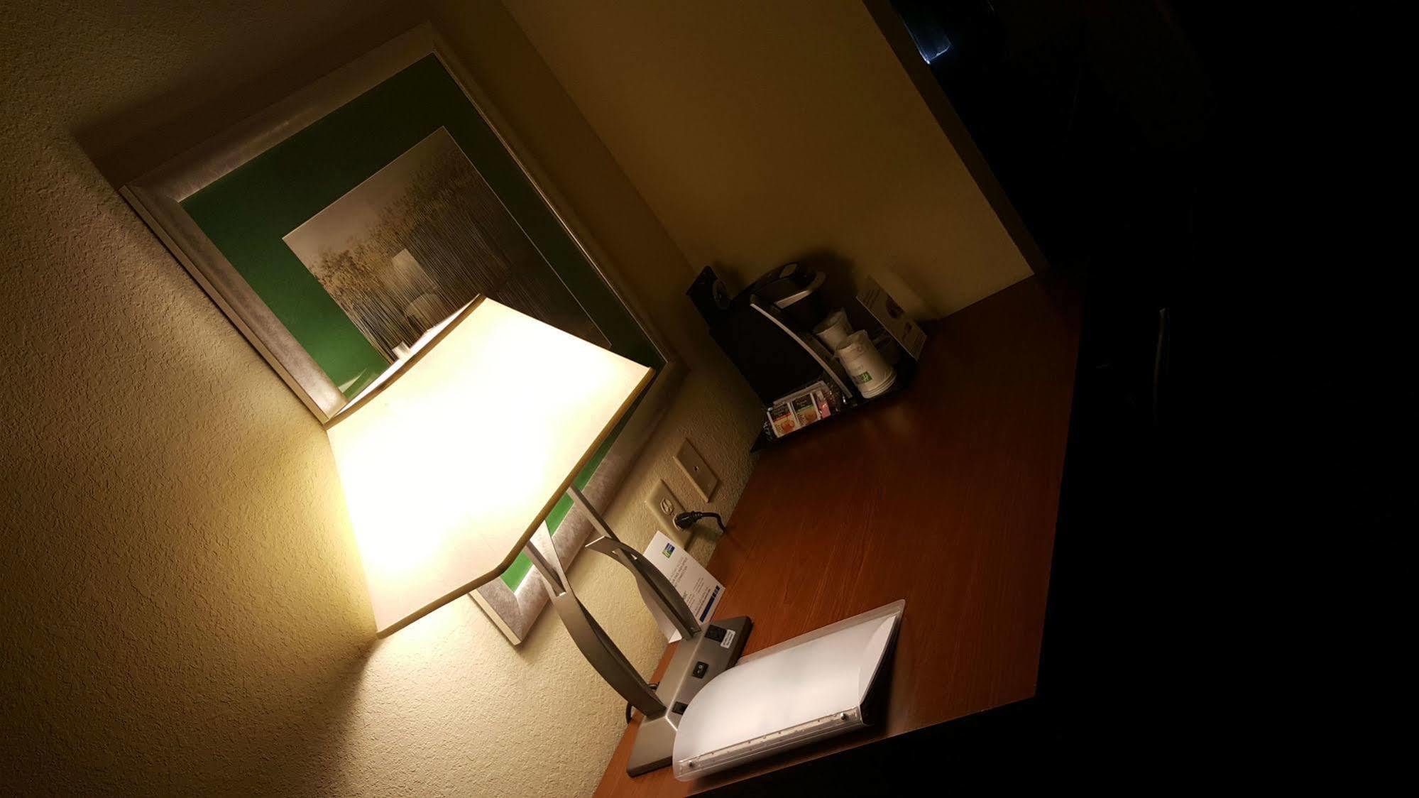 Holiday Inn Express Jacksonville East By Ihg Esterno foto